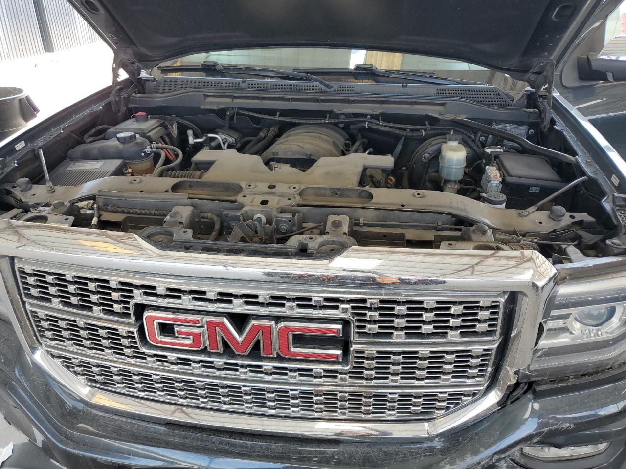 2018 GMC Sierra K1500 Denali VIN: 3GTU2PEC8JG560997 Lot: 71908925