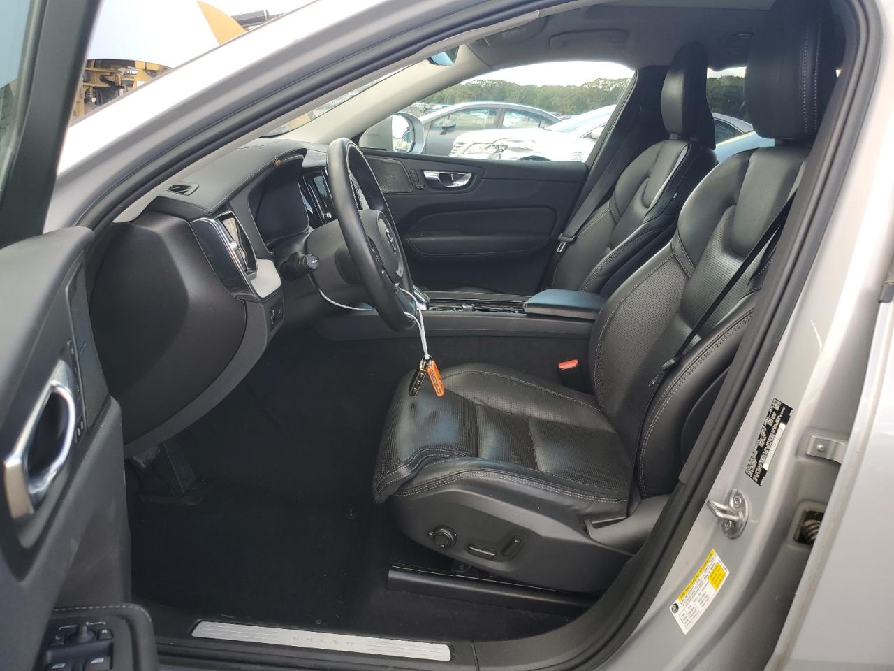 2022 Volvo Xc60 B5 Inscription VIN: YV4L12RL0N1078862 Lot: 82101785