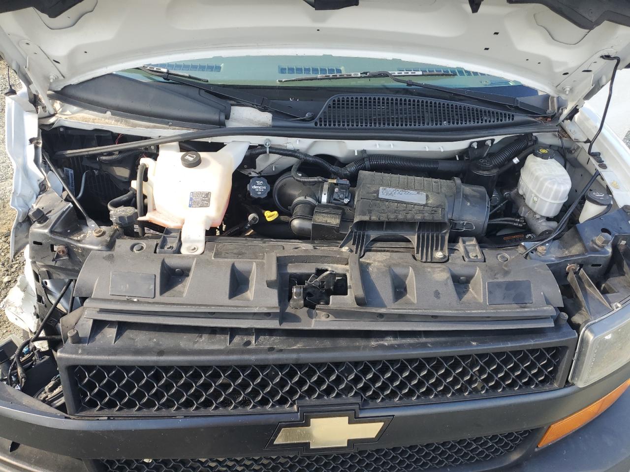 2018 Chevrolet Express G2500 VIN: 1GCWGAFGXJ1198775 Lot: 80762505