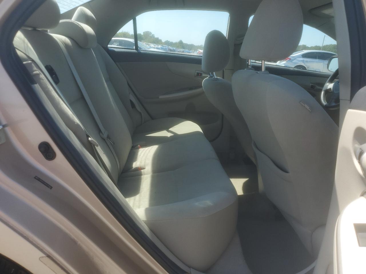 2011 Toyota Corolla Base VIN: 2T1BU4EEXBC629380 Lot: 80322955