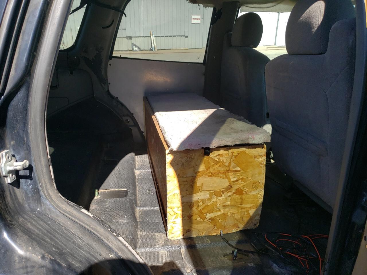 2005 Chevrolet Tahoe K1500 VIN: 1GNEK13V75R185154 Lot: 80926305