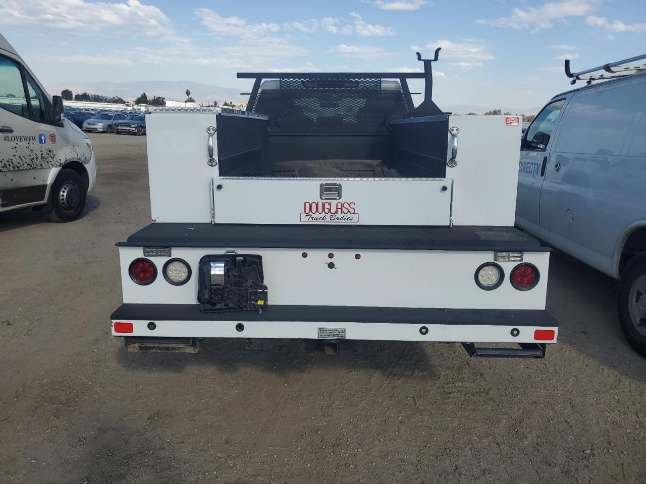 2022 GMC Sierra C2500 Heavy Duty VIN: 1GT58LE74NF259889 Lot: 83805565