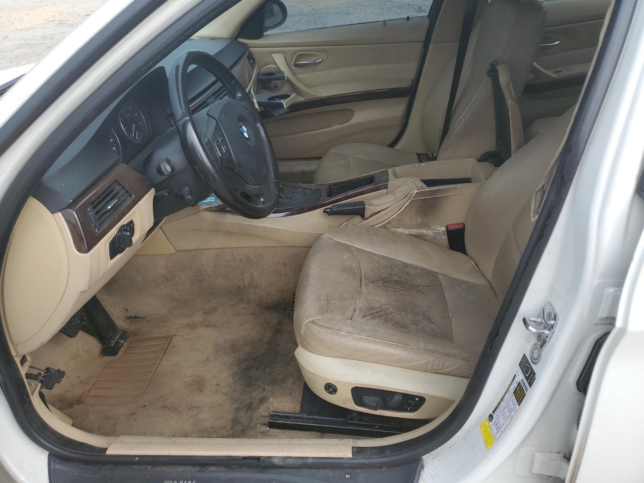 2006 BMW 325 I VIN: WBAVB13576KR63873 Lot: 81383645