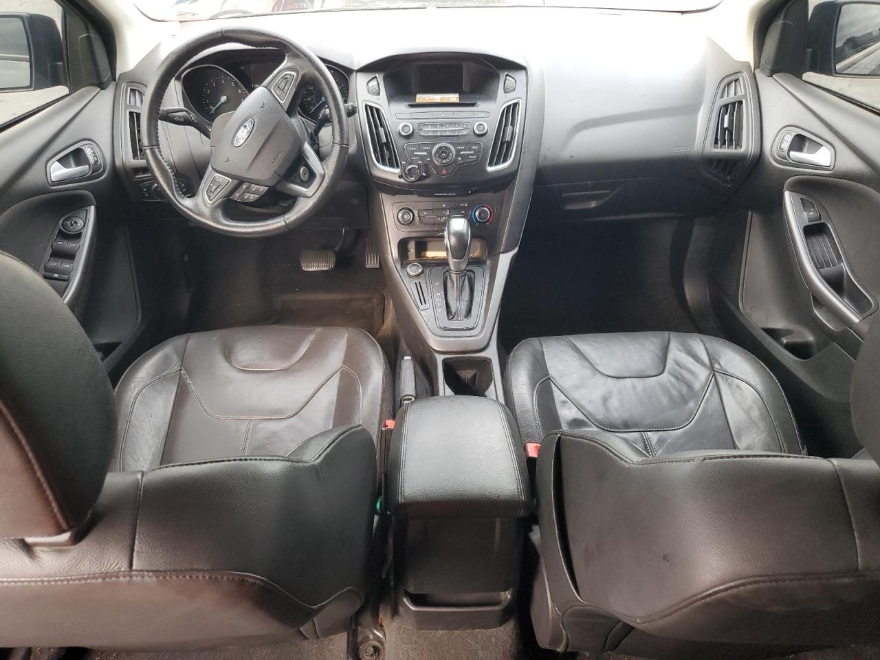 2015 Ford Focus Se VIN: 1FADP3K28FL300525 Lot: 82084655