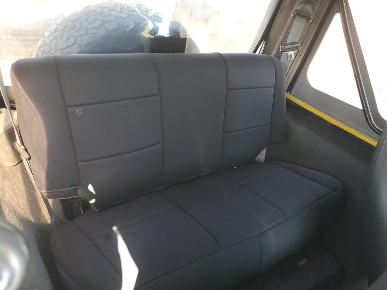 2000 Jeep Wrangler / Tj Sport VIN: 1J4FA49S2YP743548 Lot: 72090485