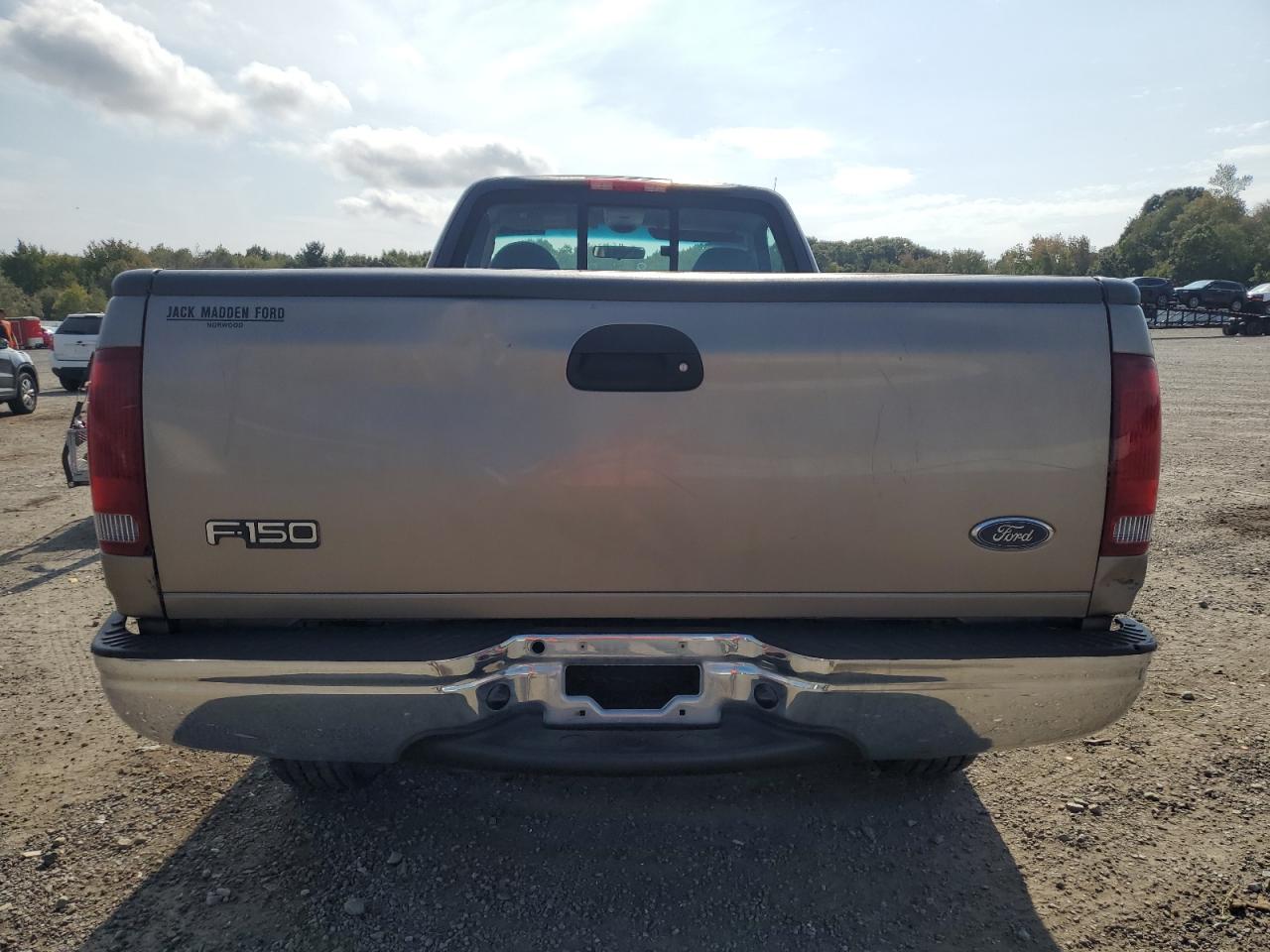 2002 Ford F150 VIN: 1FTRF18W62NA19338 Lot: 81080905