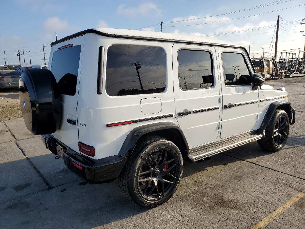 Фото: W1NYC7HJ7MX398250