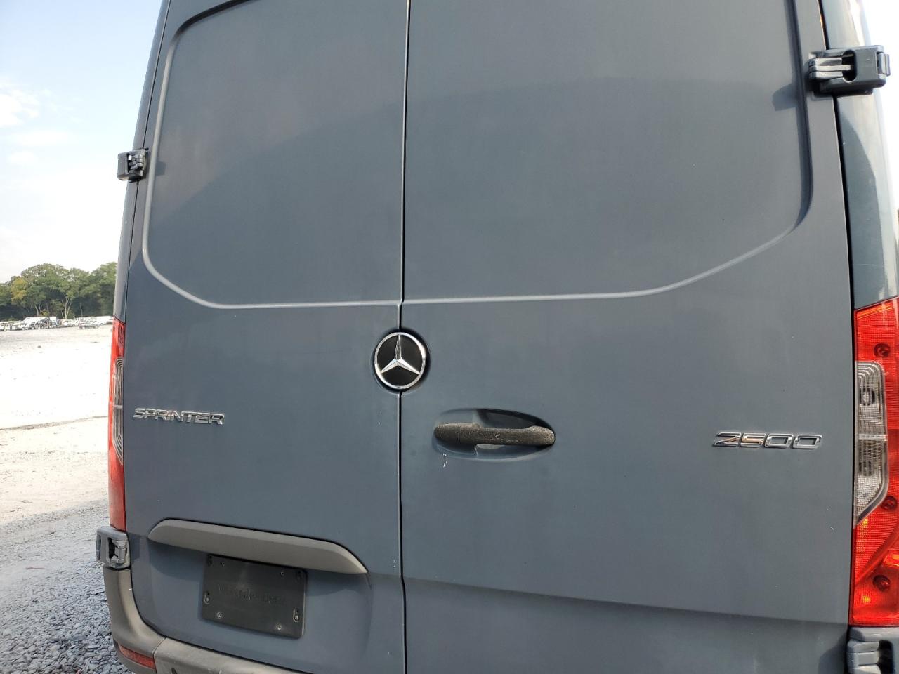 2019 Mercedes-Benz Sprinter 2500/3500 VIN: WD4PF0CD0KP042017 Lot: 81093125