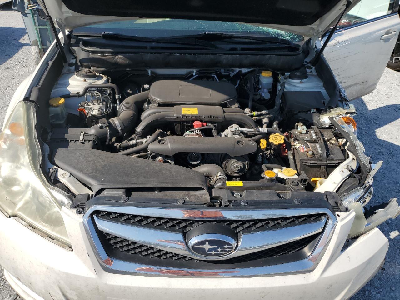 2011 Subaru Legacy 2.5I Limited VIN: 4S3BMBK60B3228284 Lot: 81000235
