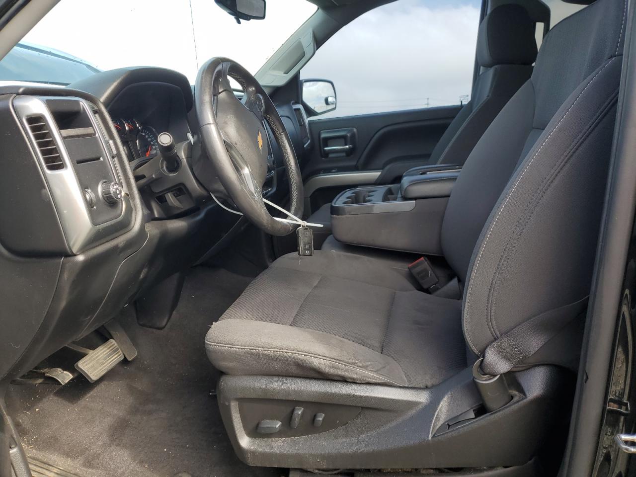 2018 Chevrolet Silverado C1500 Lt VIN: 3GCPCREC2JG488054 Lot: 81417335