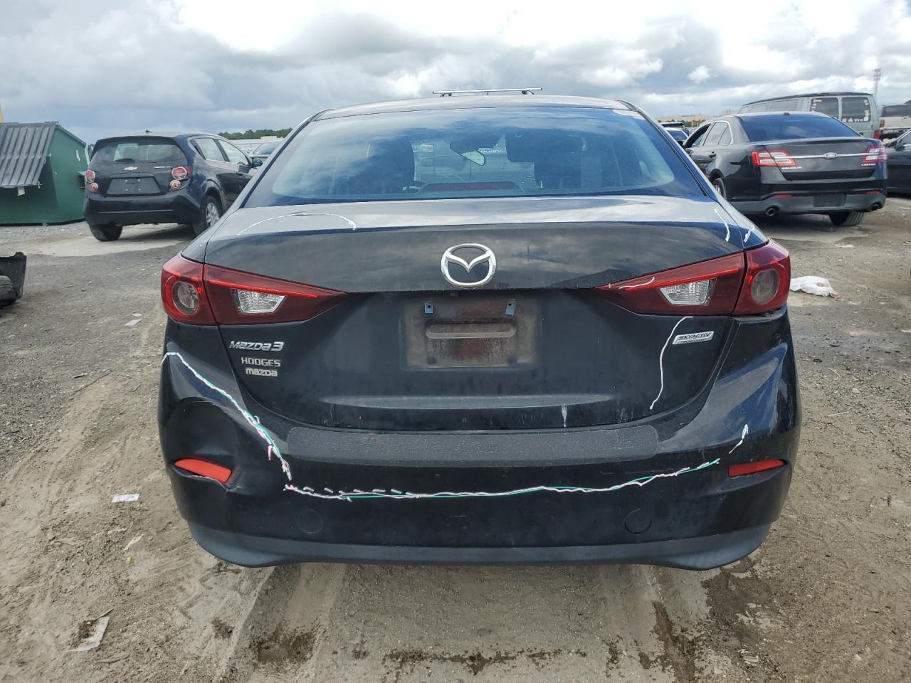 2018 Mazda 3 Sport VIN: 3MZBN1U71JM175781 Lot: 82102025