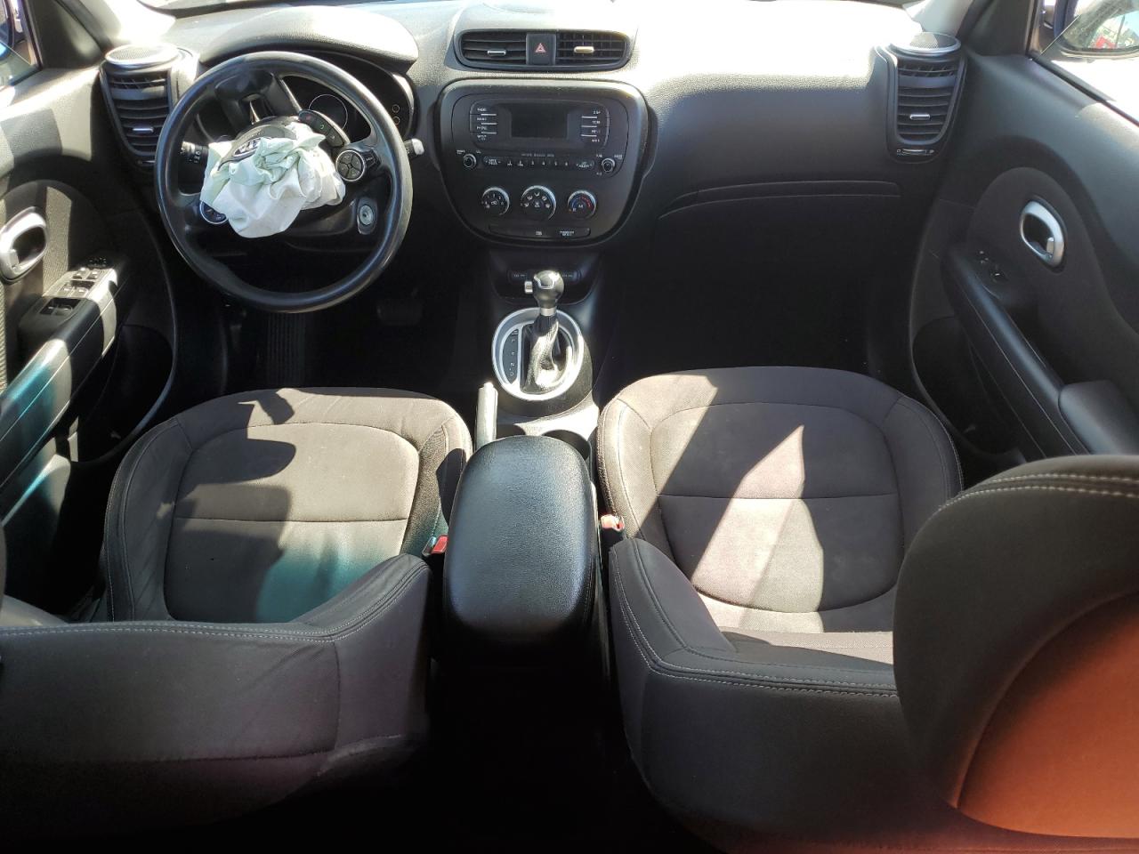 2016 Kia Soul VIN: KNDJN2A21G7328384 Lot: 81467725