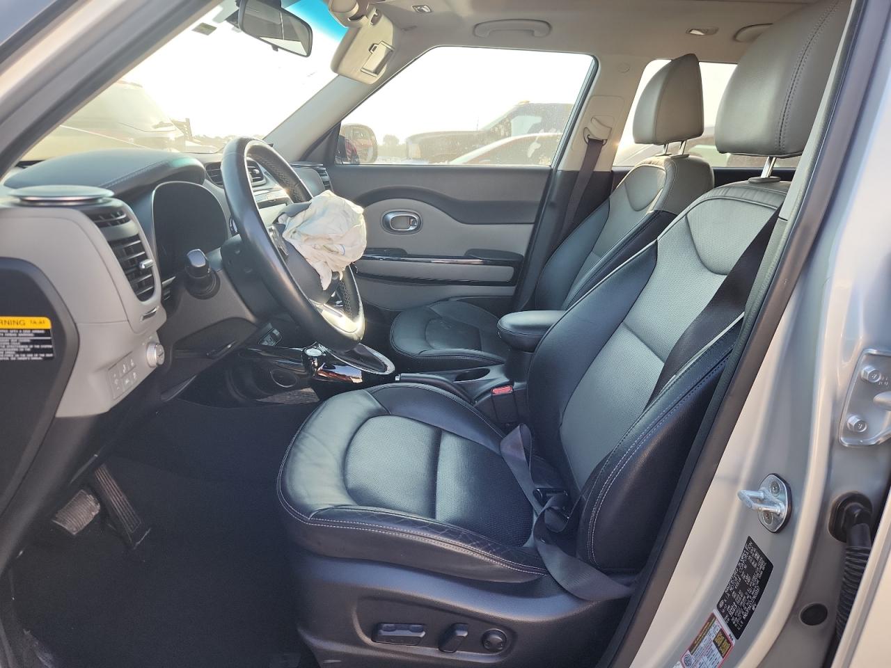 2018 Kia Soul + VIN: KNDJP3A57J7601037 Lot: 80719995