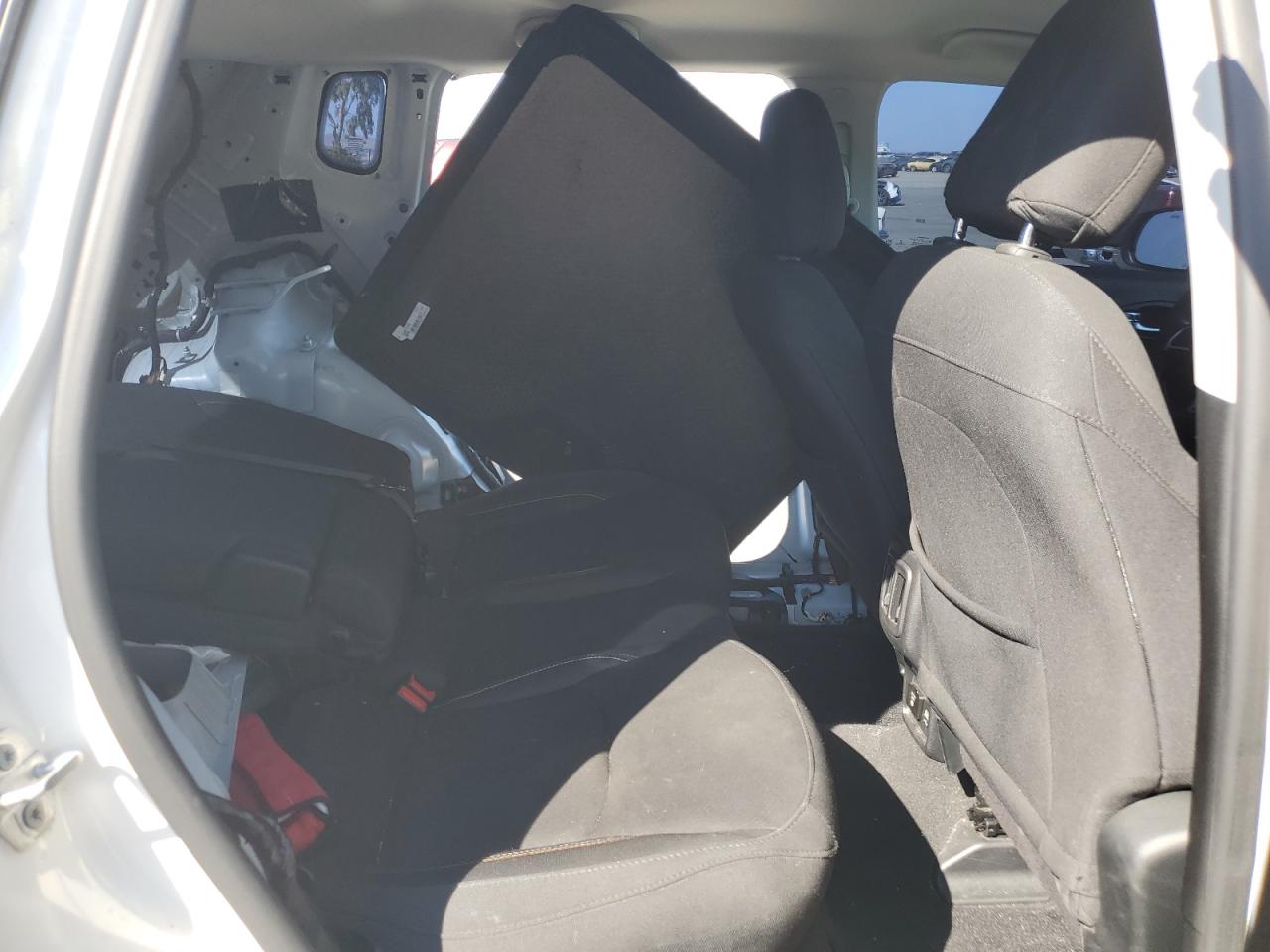 2019 Jeep Compass Sport VIN: 3C4NJCAB0KT727164 Lot: 81289585