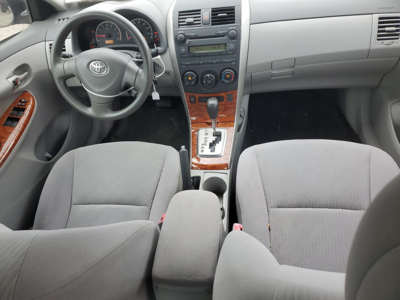 2009 Toyota Corolla Base VIN: JTDBL40E69J045678 Lot: 83783555