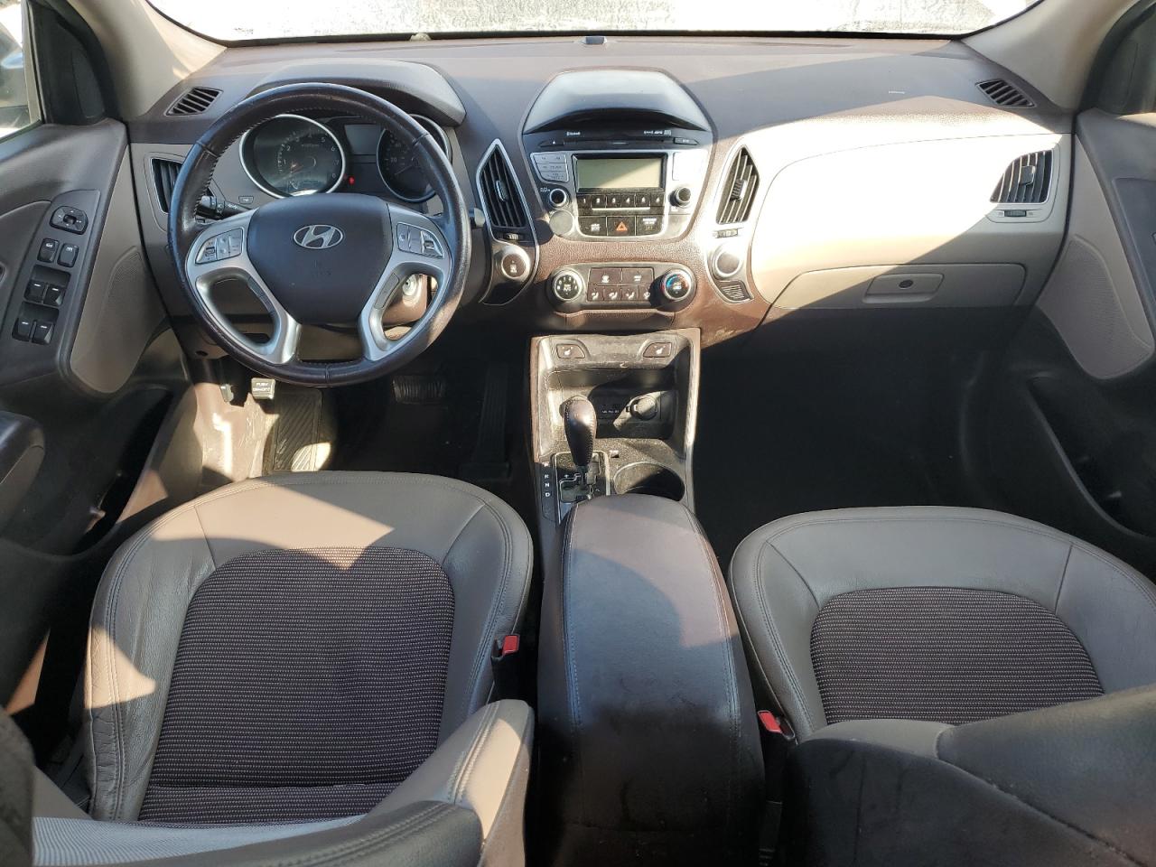 2012 Hyundai Tucson Gls VIN: KM8JUCACXCU397227 Lot: 81061995