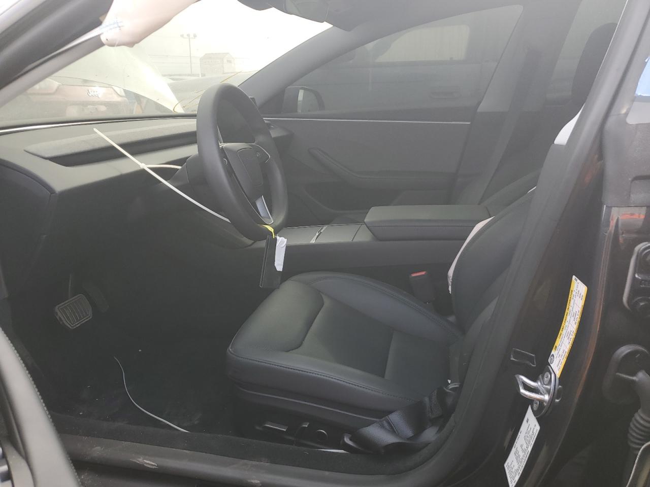 2025 Tesla Model 3 VIN: 5YJ3E1EA4SF982965 Lot: 70948725