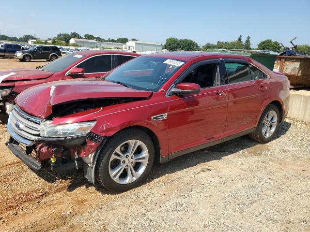  FORD TAURUS 2017 Czerwony