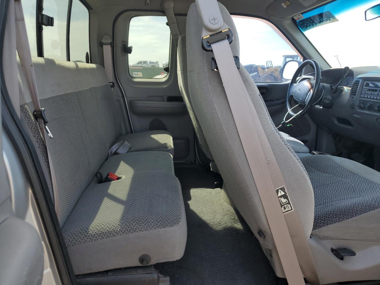 1999 Ford F150 VIN: 1FTRX08L3XKA96271 Lot: 82121395