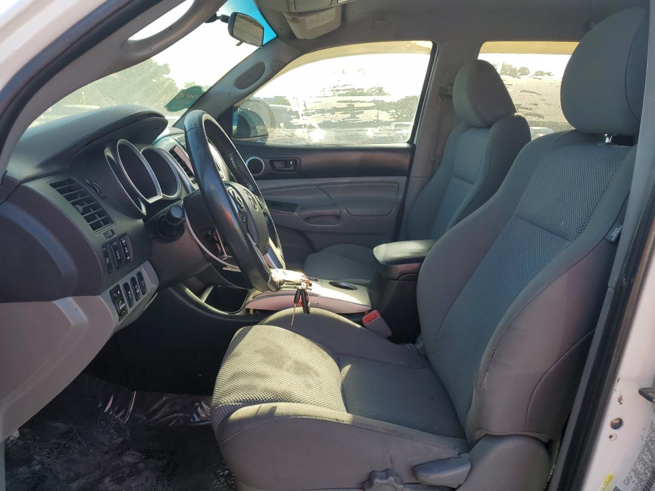 2014 Toyota Tacoma Double Cab VIN: 3TMLU4EN7EM136577 Lot: 83829745