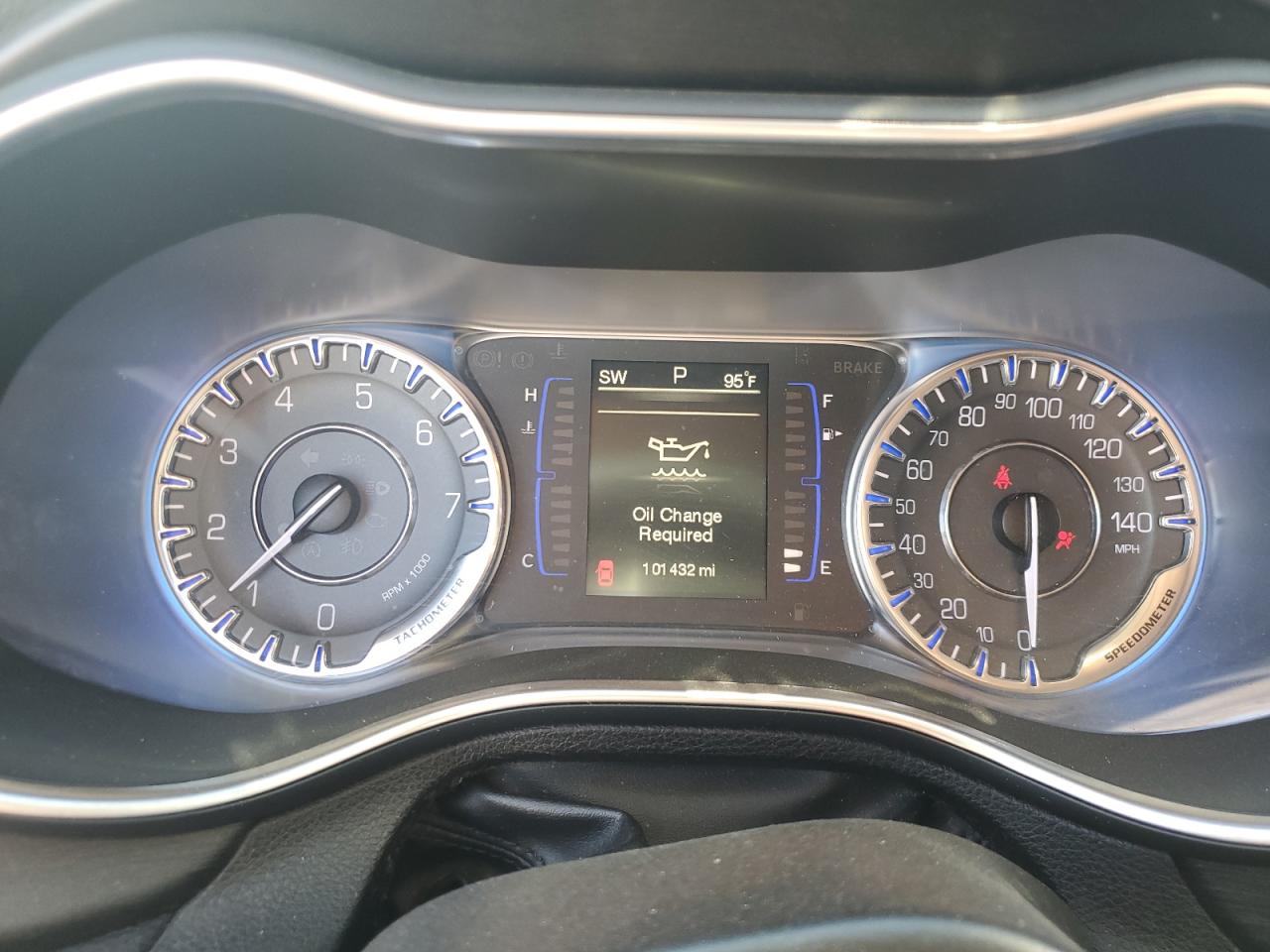 2015 Chrysler 200 Limited VIN: 1C3CCCAB5FN637858 Lot: 81469585