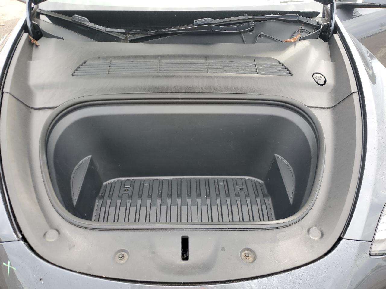 2023 Tesla Model Y VIN: 7SAYGDEE6PF693505 Lot: 81774175