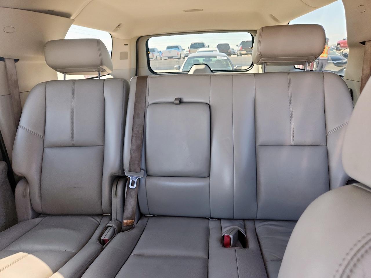 2007 GMC Yukon Xl K1500 VIN: 1GKFK16367J218190 Lot: 81915935