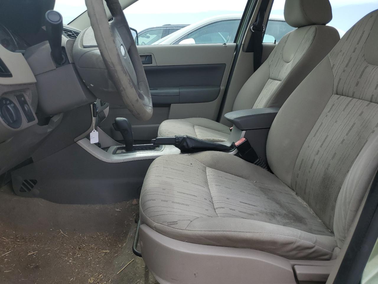 2008 Ford Focus Se VIN: 1FAHP35N68W210380 Lot: 81623195