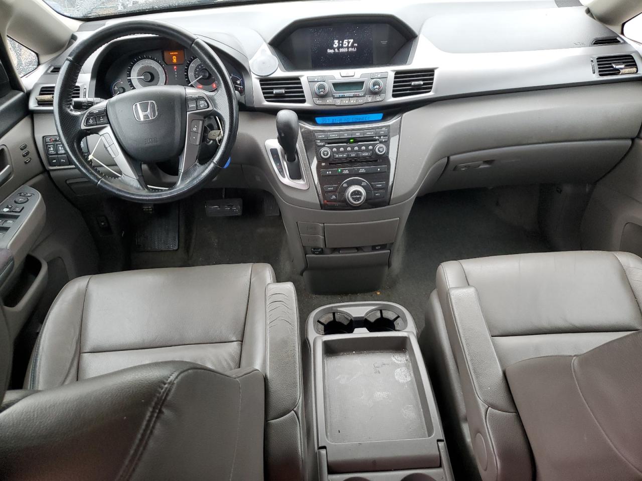 2012 Honda Odyssey Touring VIN: 5FNRL5H93CB132027 Lot: 71636795