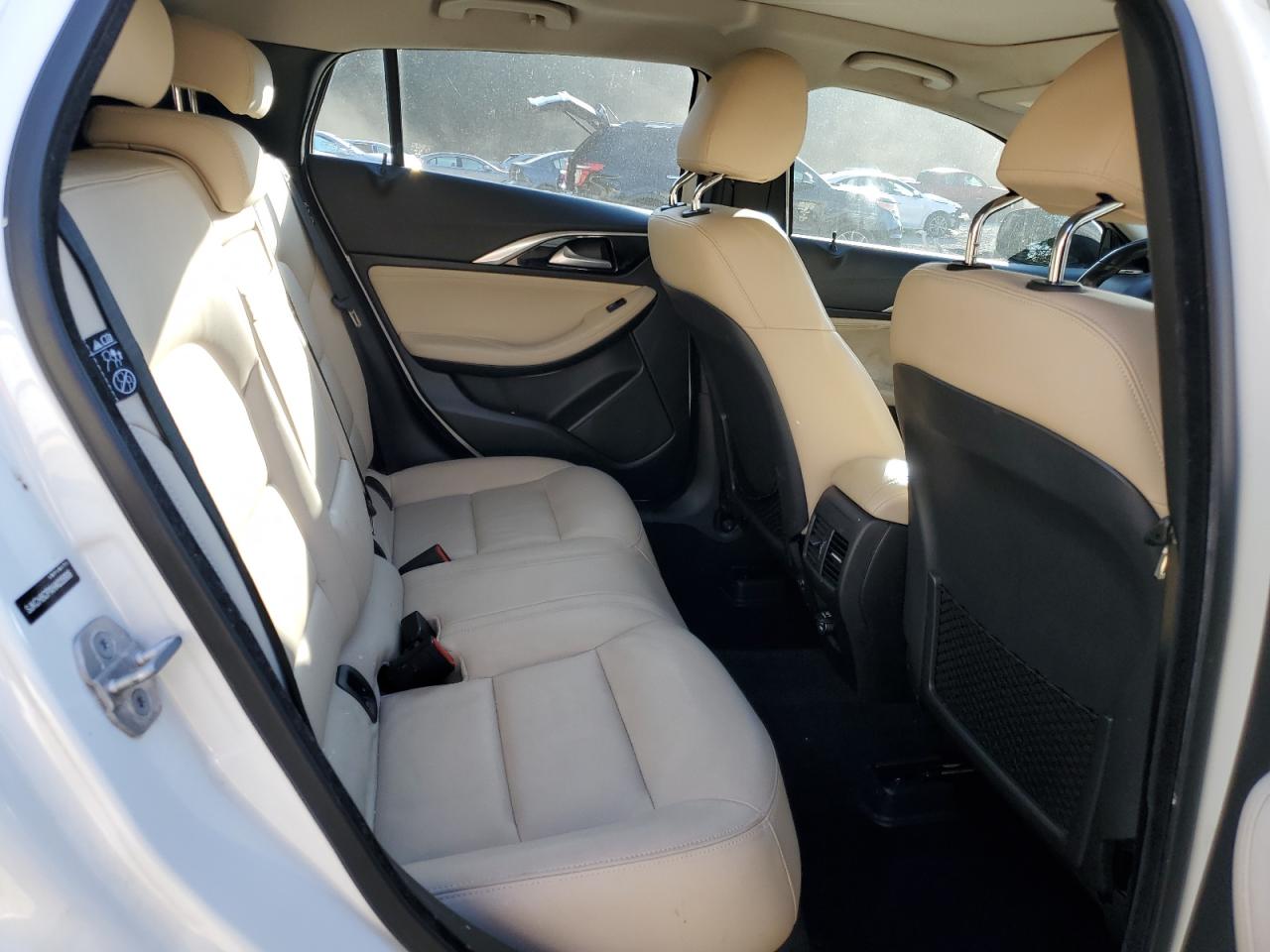 2017 Infiniti Qx30 Base VIN: SJKCH5CPXHA035806 Lot: 83788425