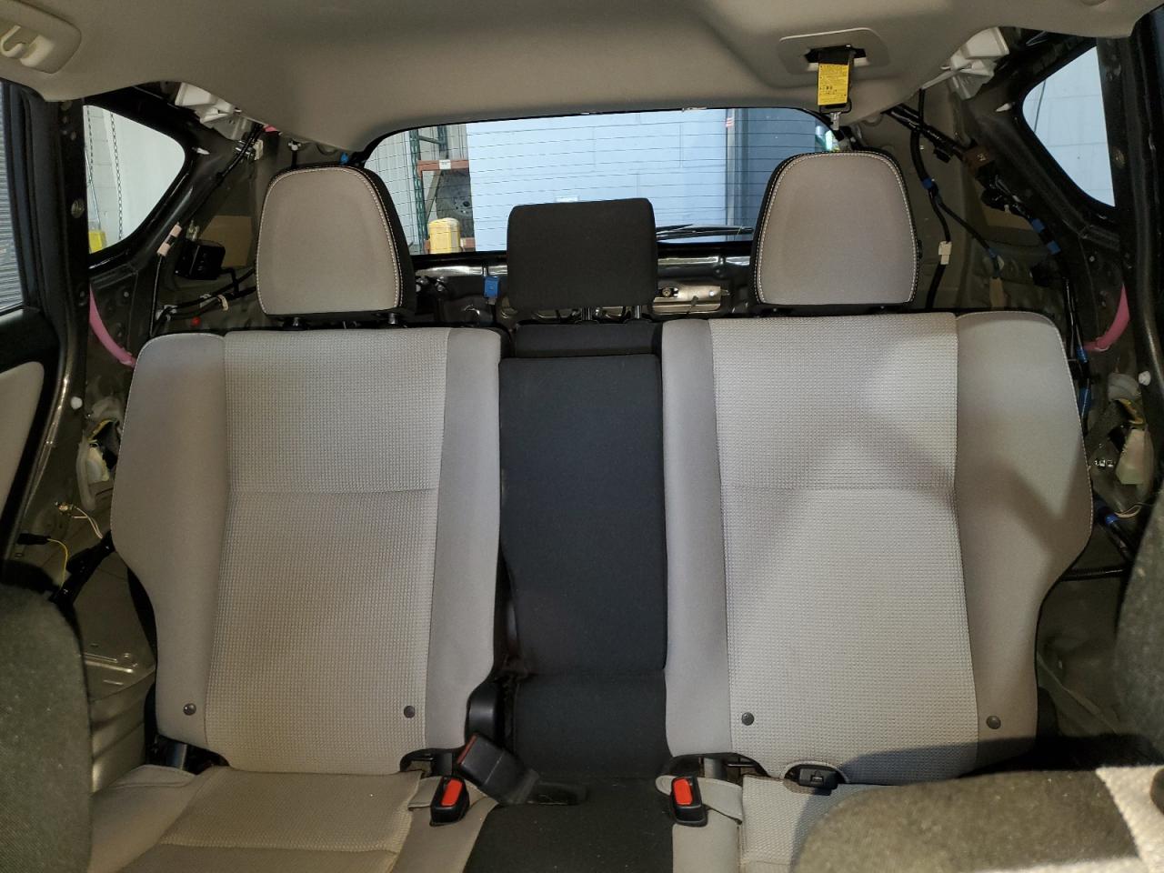 2017 Toyota Rav4 Xle VIN: JTMRFREV6HJ710041 Lot: 80101475