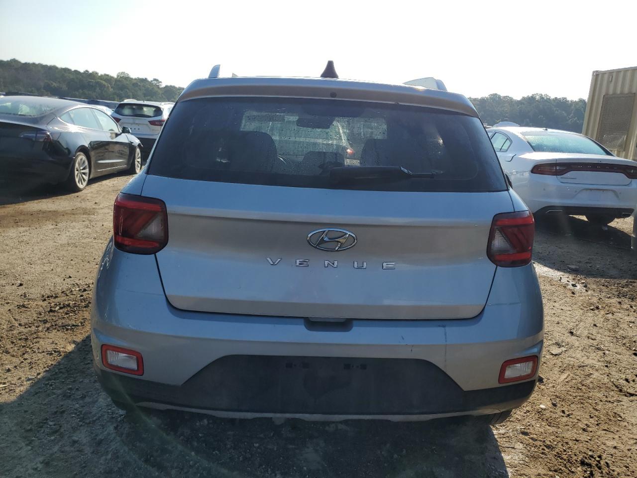2021 Hyundai Venue Sel VIN: KMHRC8A30MU101765 Lot: 80706595