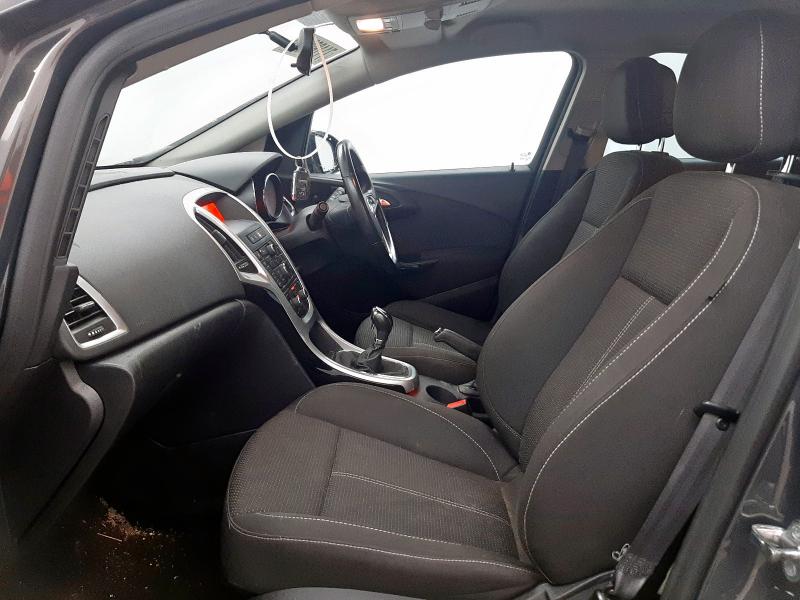 2015 VAUXHALL ASTRA SRI