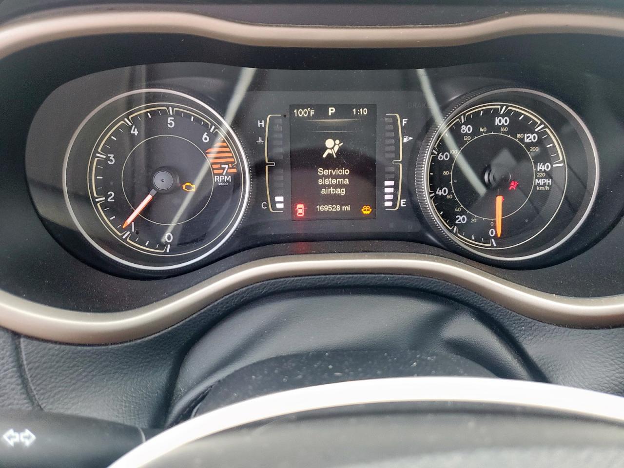 2016 Jeep Cherokee Latitude VIN: 1C4PJLCB5GW332162 Lot: 81374385