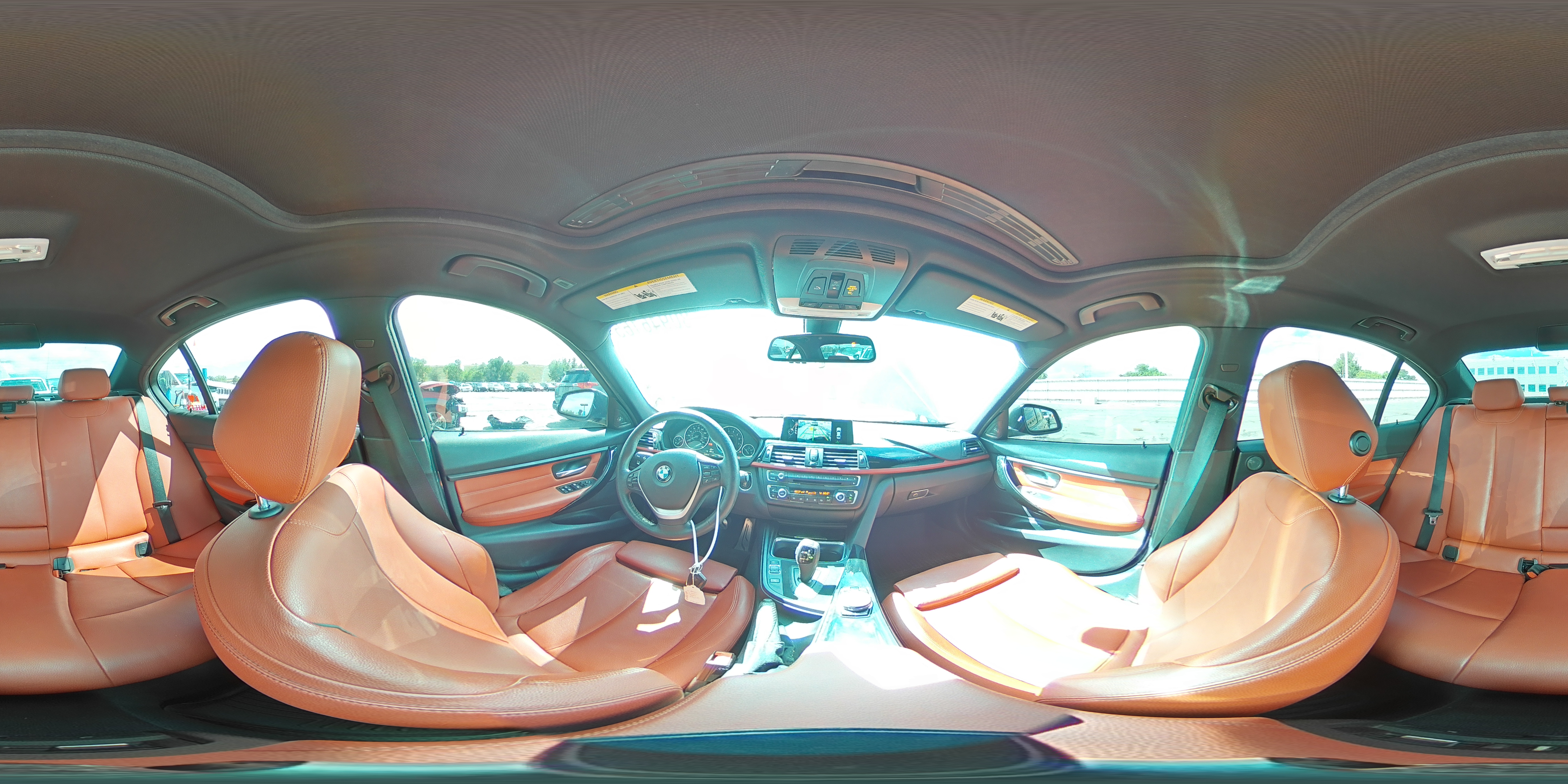 Фото: WBA3B3G50FNT18655