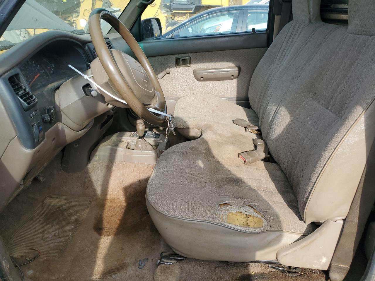 1997 Toyota Tacoma VIN: 4TAPM62N4VZ322735 Lot: 80819045