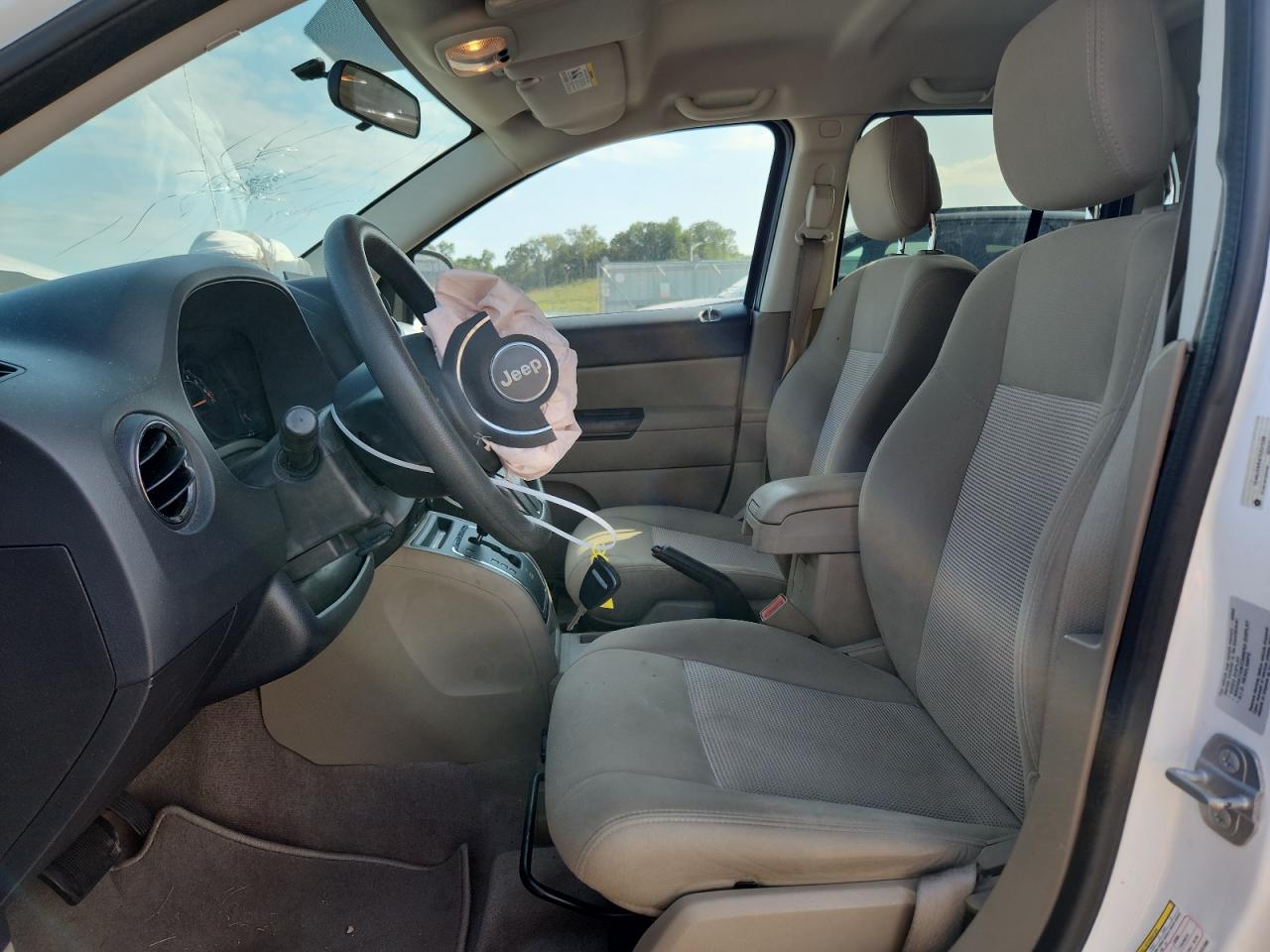 2015 Jeep Compass Sport VIN: 1C4NJDBB4FD231560 Lot: 71915075