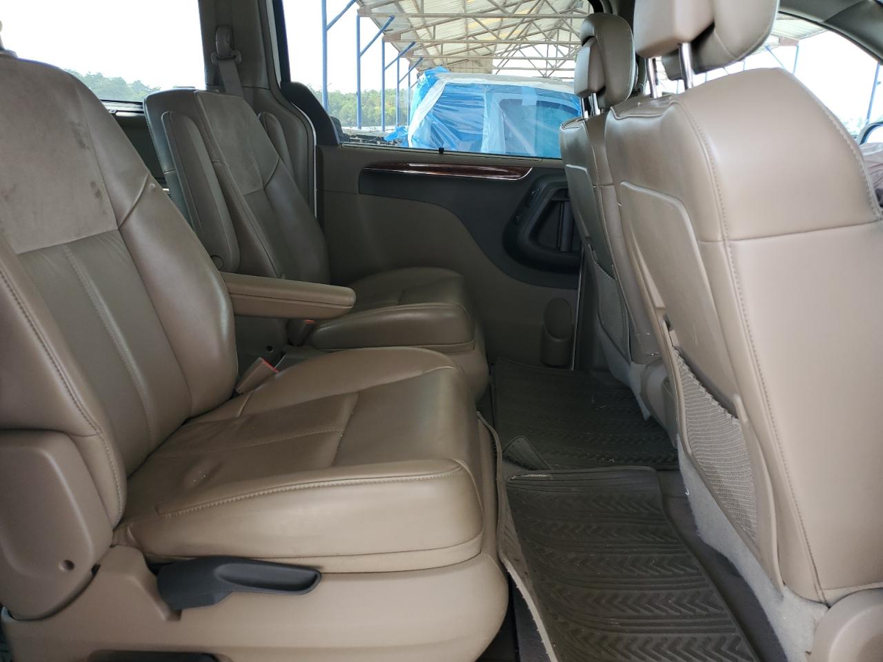 2011 Chrysler Town & Country Limited VIN: 2A4RR6DGXBR802727 Lot: 81489695