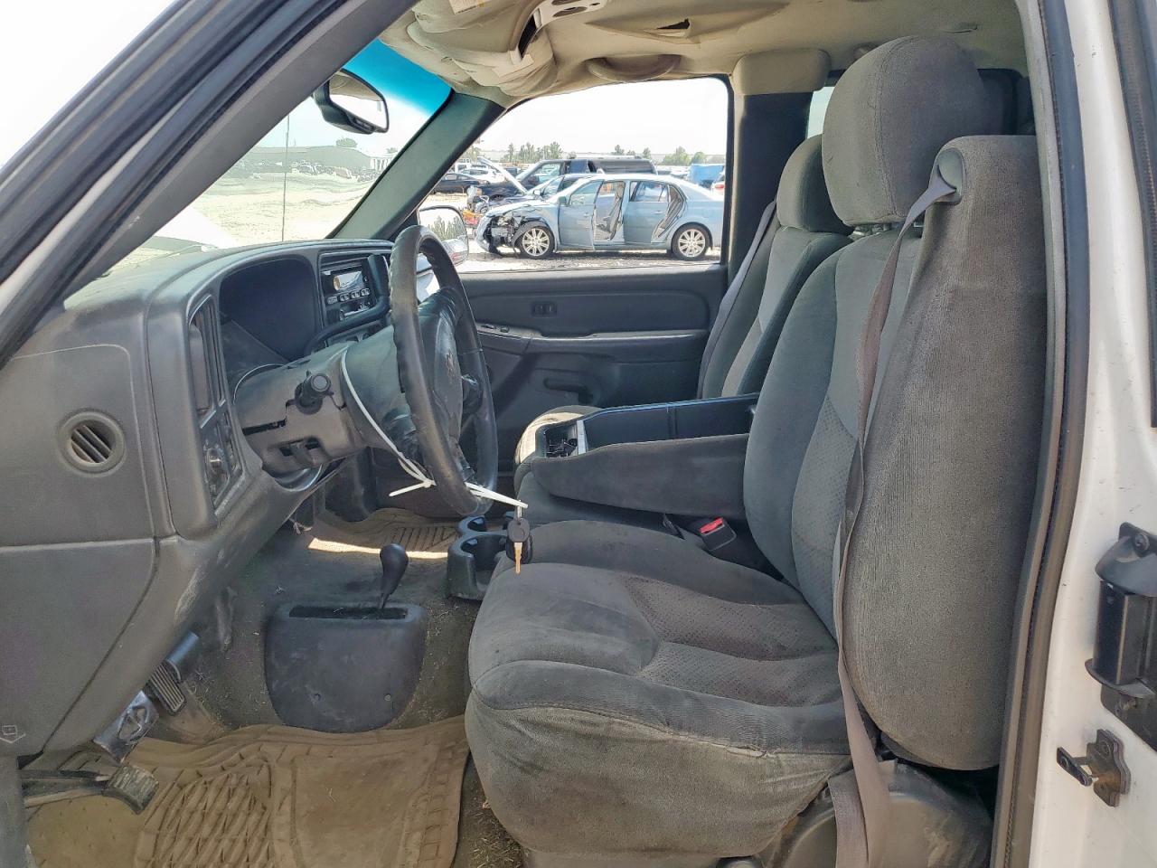 2004 Chevrolet Silverado K2500 Heavy Duty VIN: 1GCHK29U54E100845 Lot: 84043725