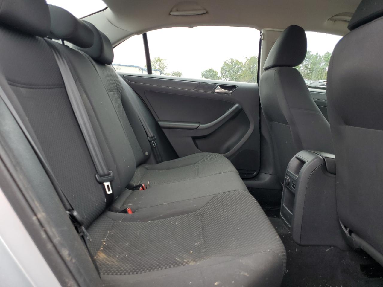 2014 Volkswagen Jetta Base VIN: 3VW2K7AJXEM325257 Lot: 84720455