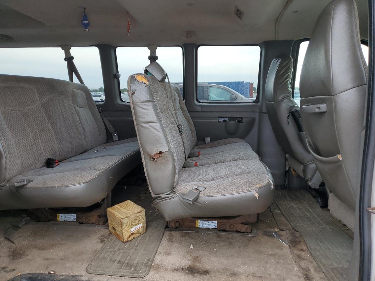 2005 Chevrolet Express G3500 VIN: 1GAHG39UX51134790 Lot: 80667005