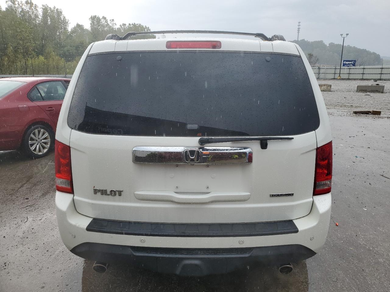 2015 Honda Pilot Touring VIN: 5FNYF3H94FB018551 Lot: 82041355