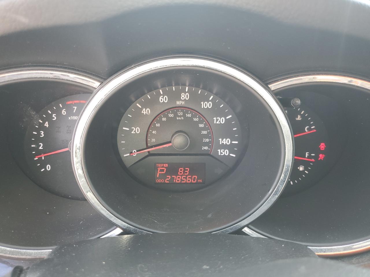 2011 Kia Sorento Base VIN: 5XYKT4A10BG089418 Lot: 83985025