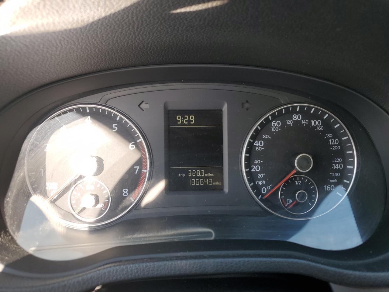 2015 Volkswagen Passat S VIN: 1VWAS7A34FC117990 Lot: 82172835