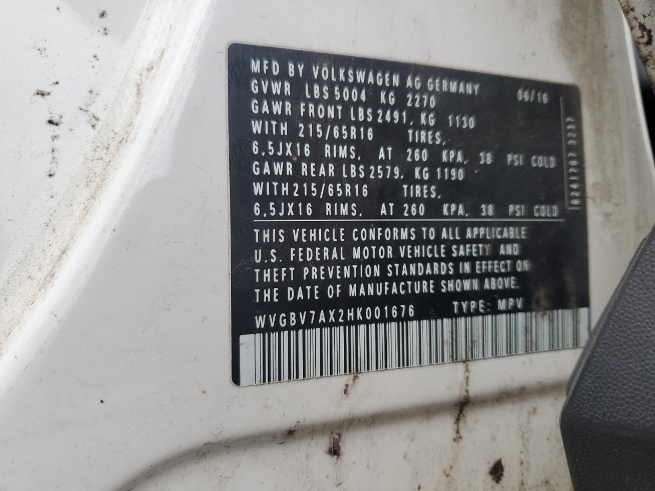 2017 Volkswagen Tiguan S VIN: WVGBV7AX2HK001676 Lot: 83868875