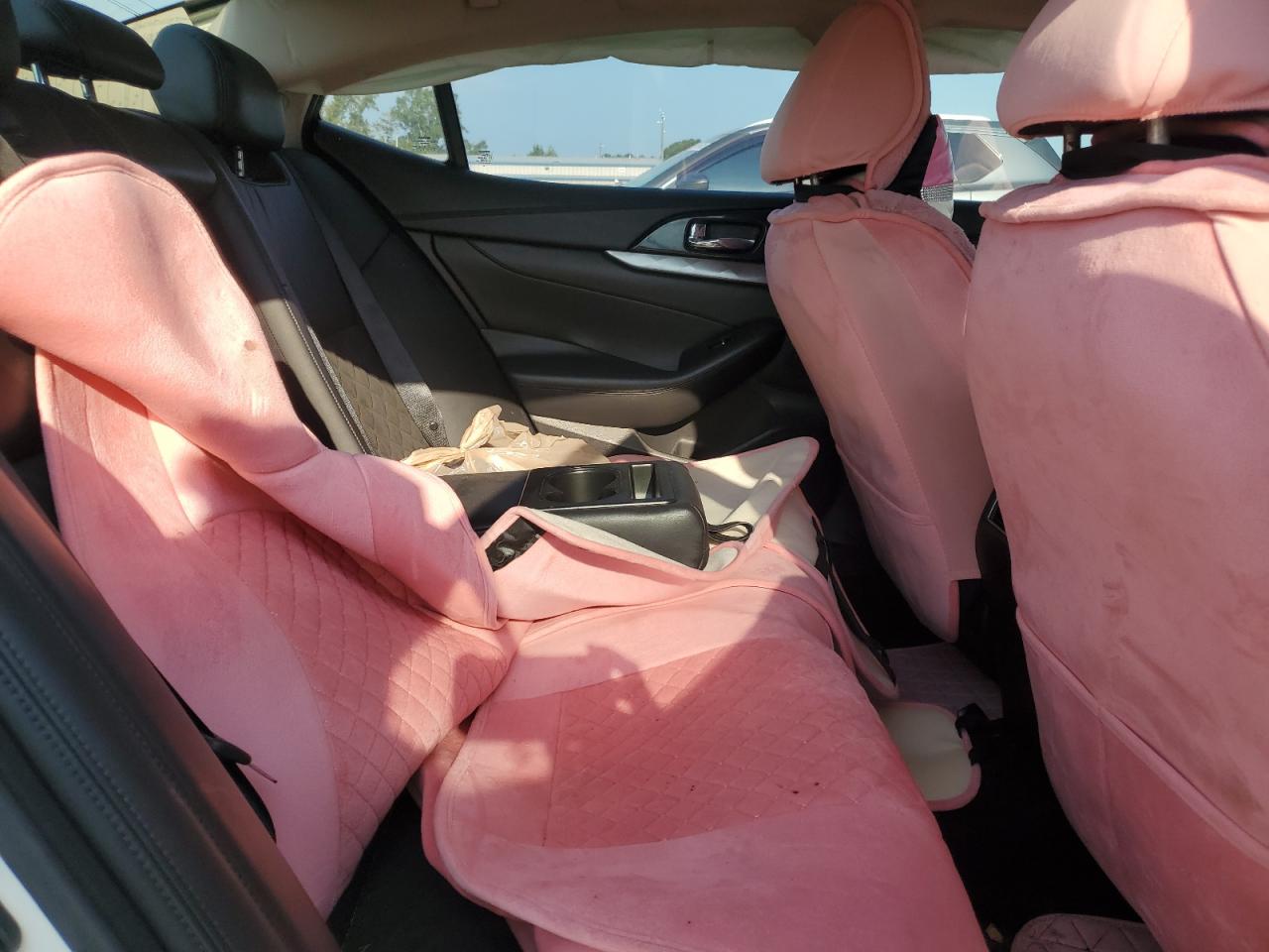 2017 Nissan Maxima 3.5S VIN: 1N4AA6AP2HC411402 Lot: 81180275