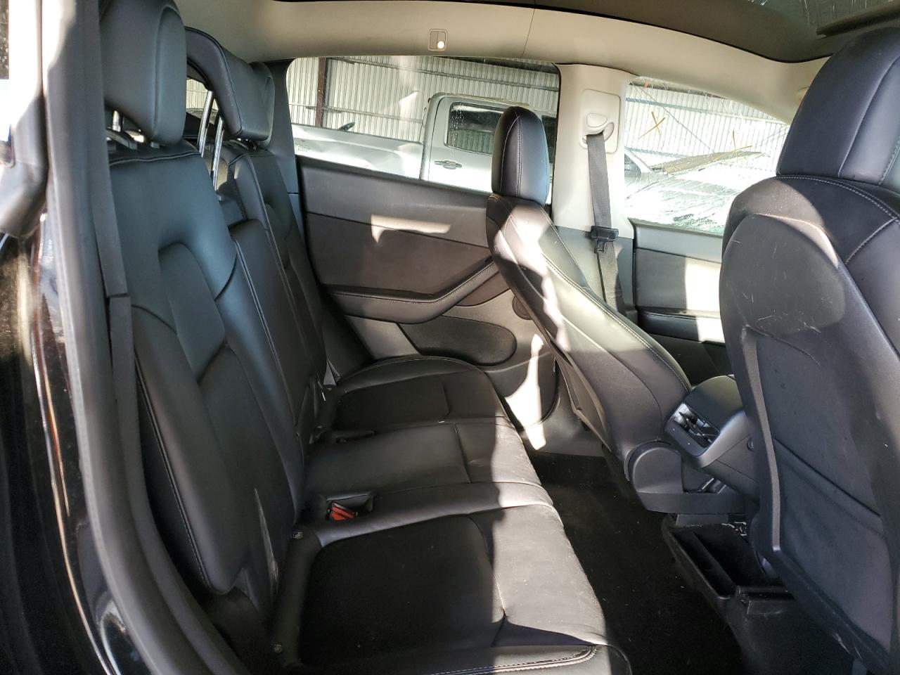 2022 Tesla Model Y VIN: 7SAYGDEF5NF410291 Lot: 80908175