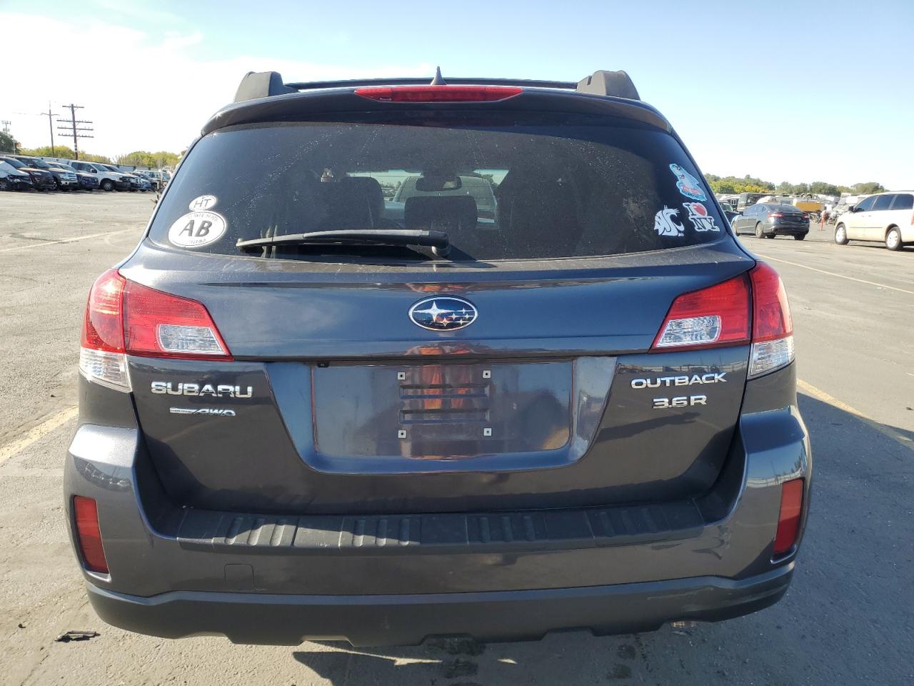 2013 Subaru Outback 3.6R Limited VIN: 4S4BRDKCXD2294431 Lot: 84058625