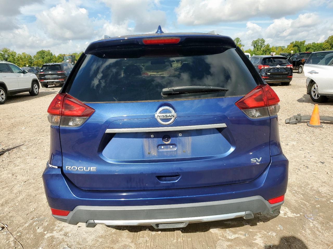 2018 Nissan Rogue S VIN: 5N1AT2MT1JC846905 Lot: 82088935