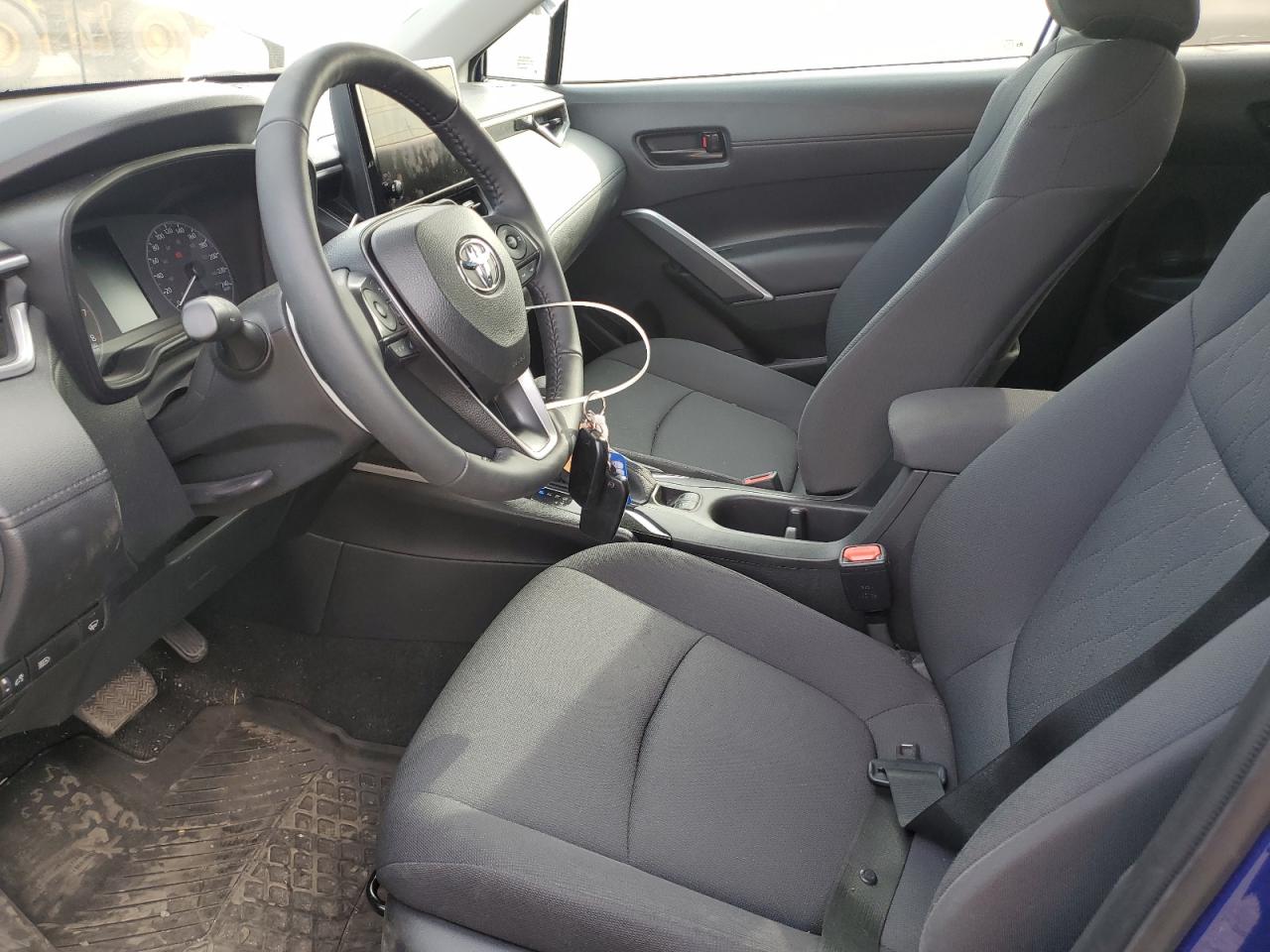 2023 Toyota Corolla Cross Le VIN: 7MUCAABG2PV070543 Lot: 80870035